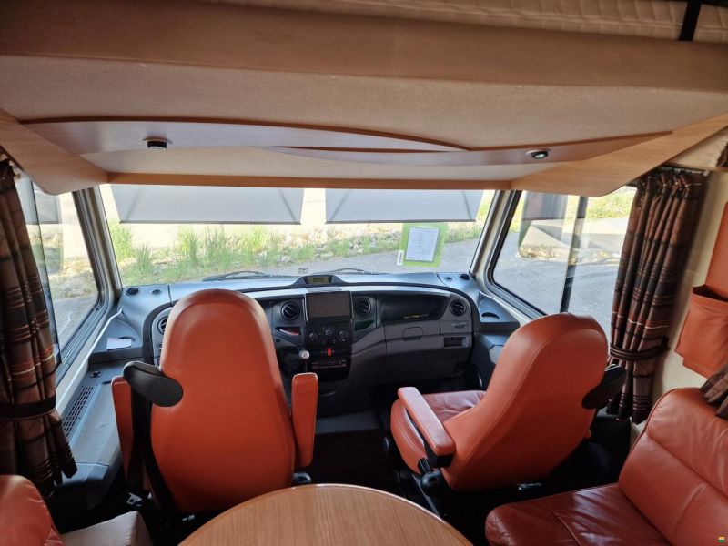 Niesmann-Bischoff Flair 7100i C