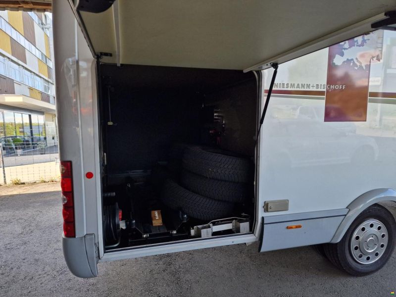 Niesmann-Bischoff Flair 7100i C