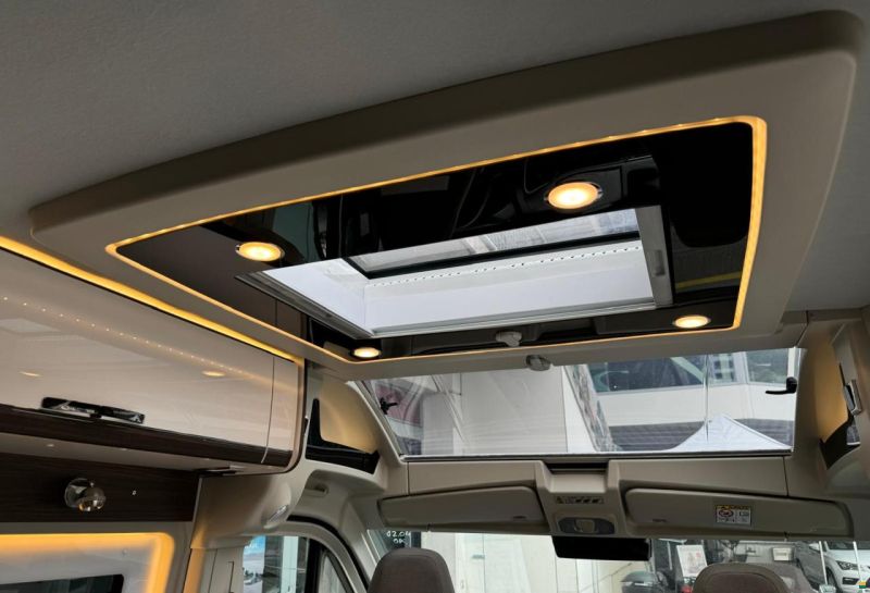 Pössl Summit 640 Prime *Längsbetten*