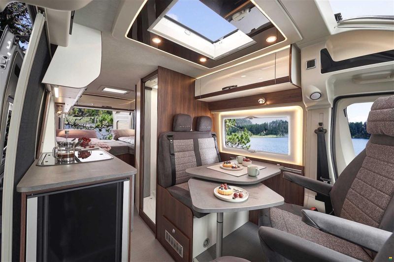 Pössl Summit 640 Prime *Längsbetten*