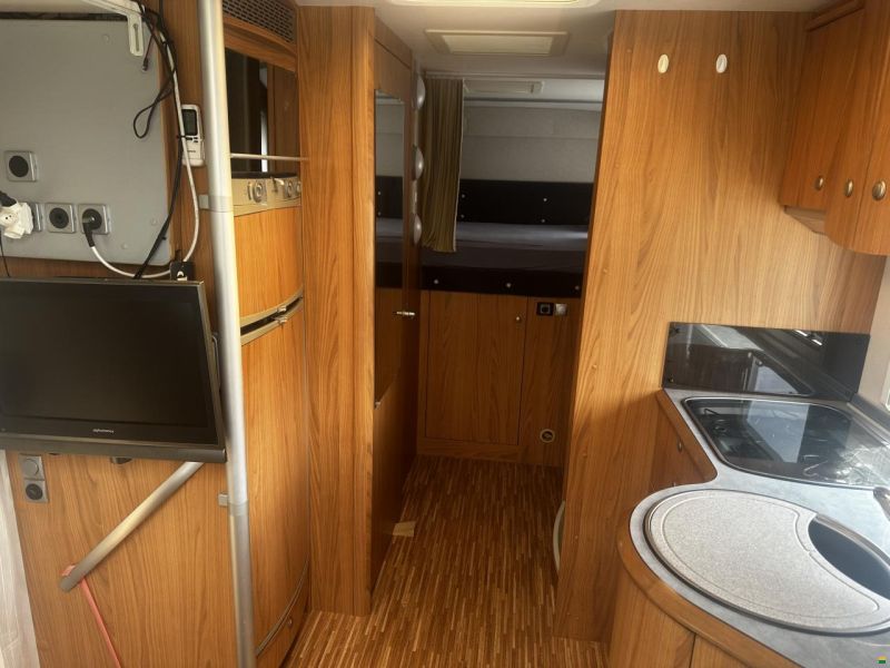 Bürstner Delphin Performance t 715