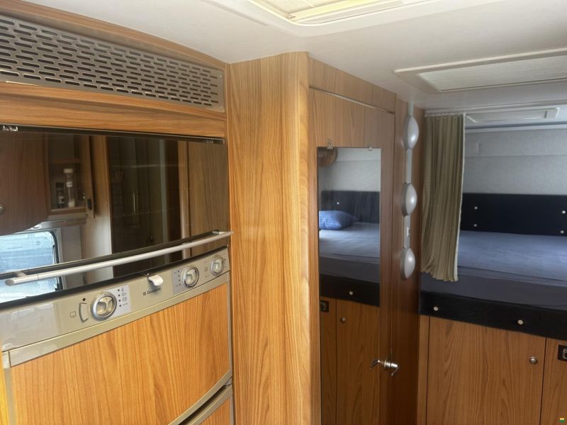 Bürstner Delphin Performance t 715