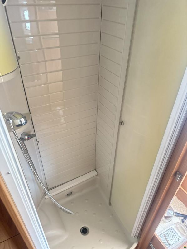 Bürstner Delphin Performance t 715