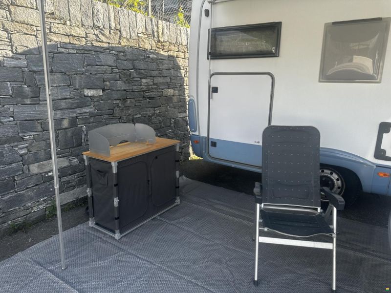 Bürstner Delphin Performance t 715