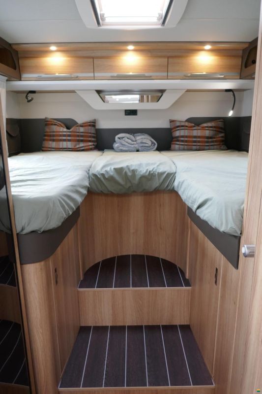 Knaus SKY TI 650 MEG