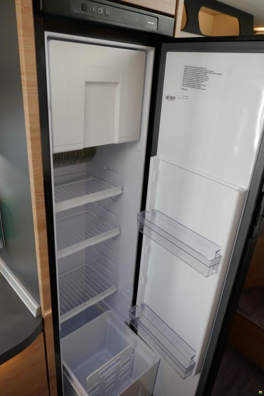 Knaus LIVE TI 650 MEG Platinum Selection