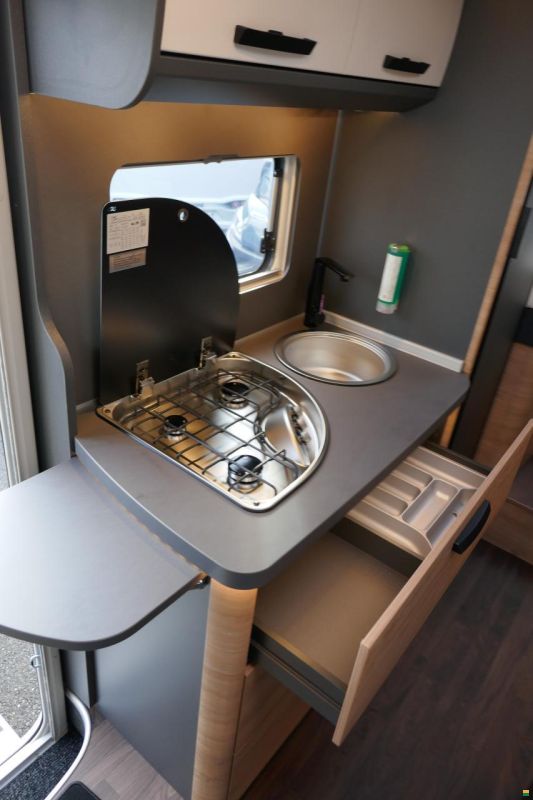 Knaus LIVE TI 650 MEG Platinum Selection