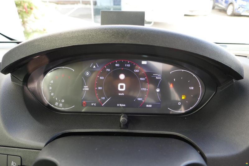 Knaus LIVE TI 650 MEG Platinum Selection