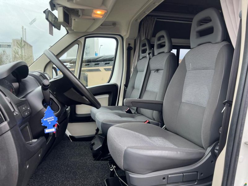 Peugeot 435-180 FL 2