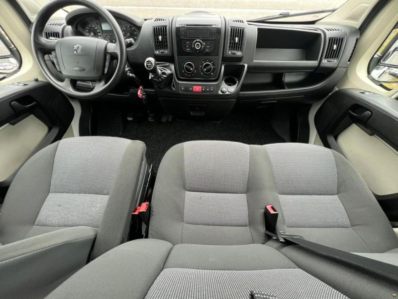 Peugeot 435-180 FL 2