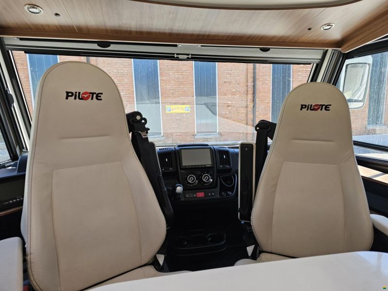 Pilote F740GJ Automat