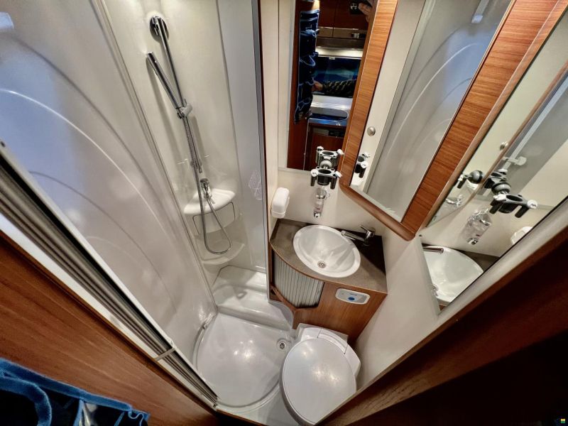 Adria Coral Compact 590 SP