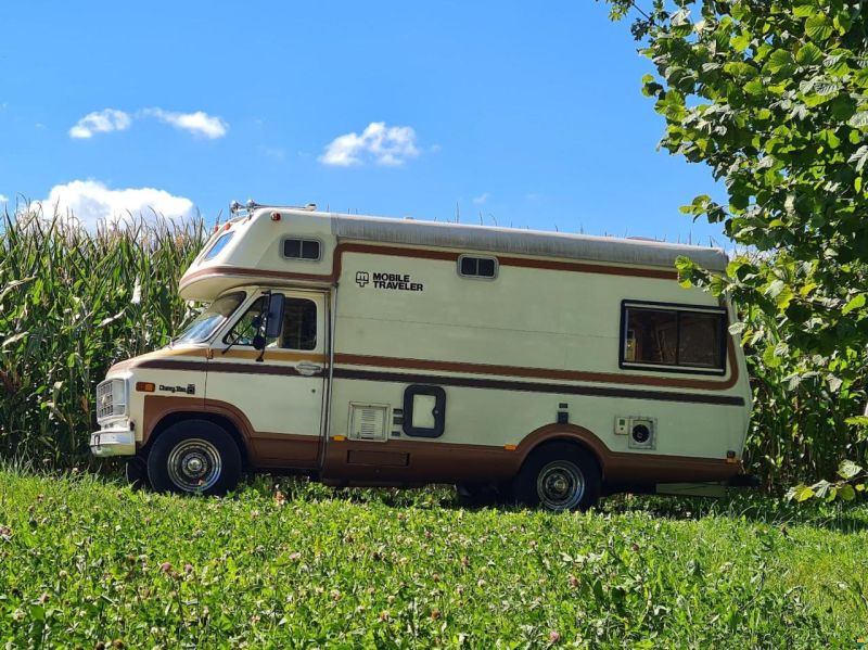 Chevrolet G-30 Mobile Traveller