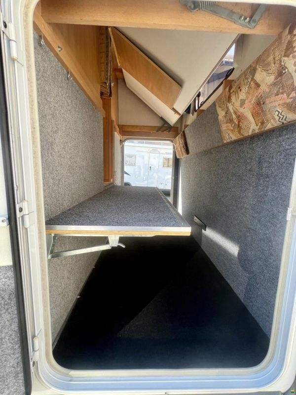 Knaus Travel Liner Compact