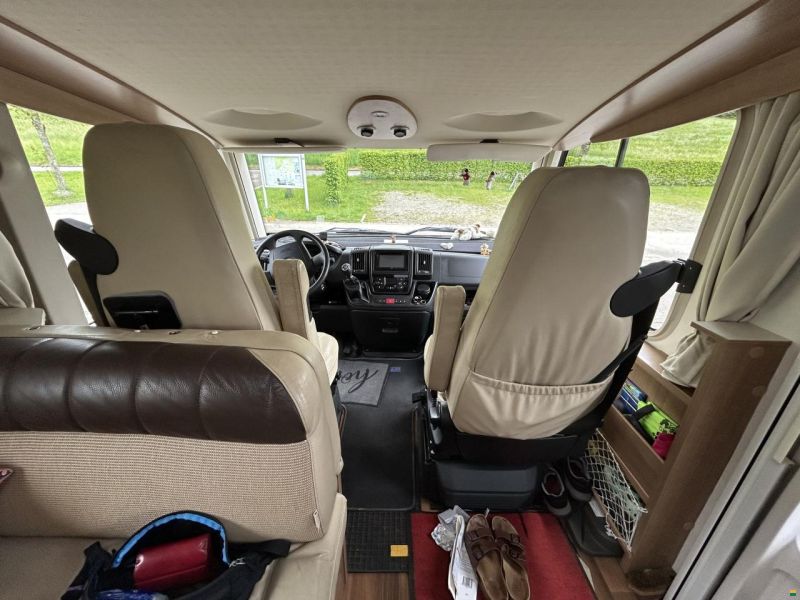Hymer Exis i 644