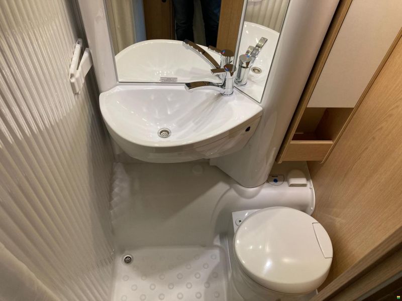 Sunlight V66 Adventure