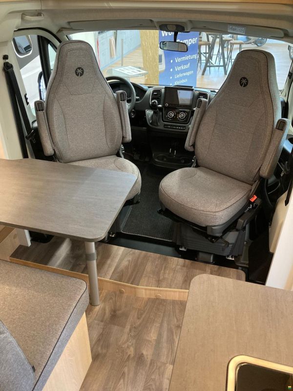 Sunlight V66 Adventure