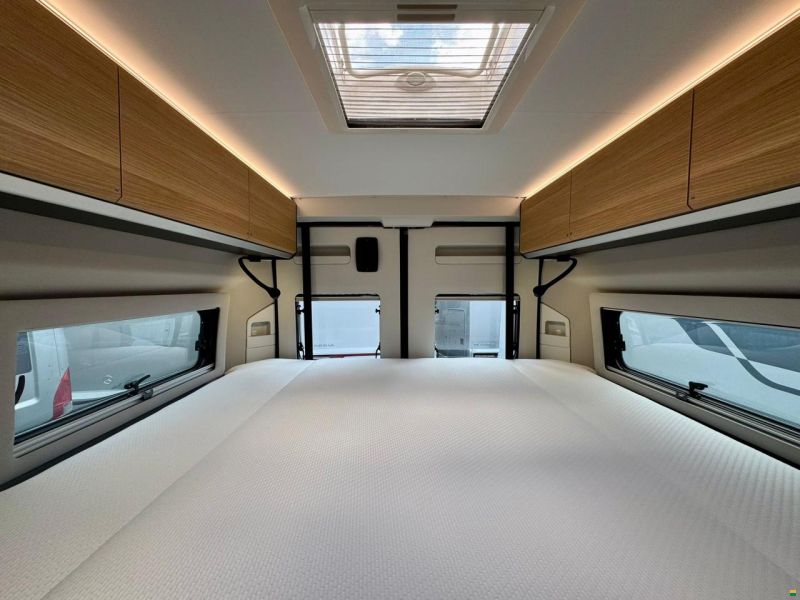 Adria Twin 640 SGX Swiss Edition