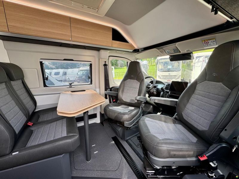 Adria Twin 640 SGX Swiss Edition