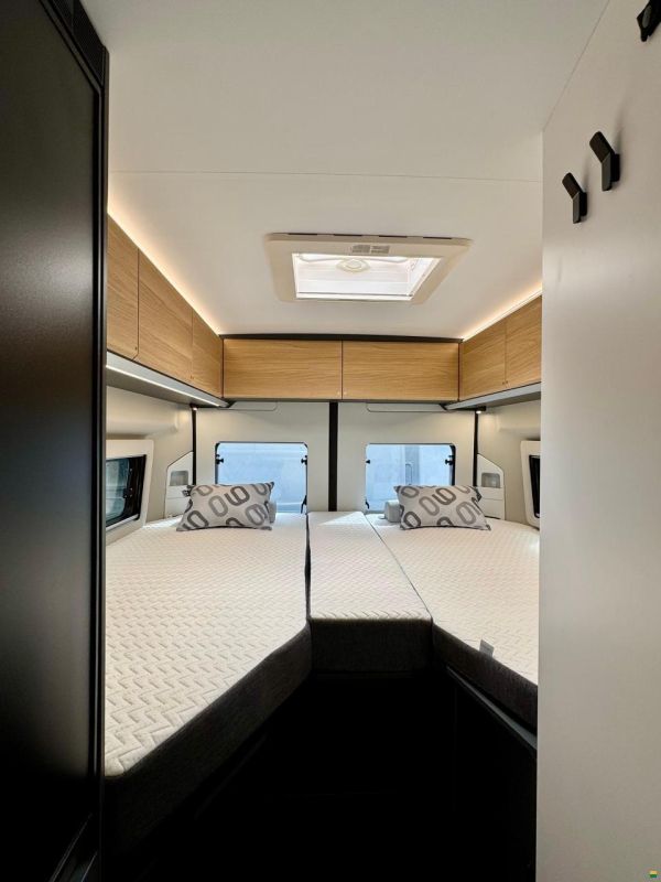 Adria Twin 640 SLB 60 Y Selection