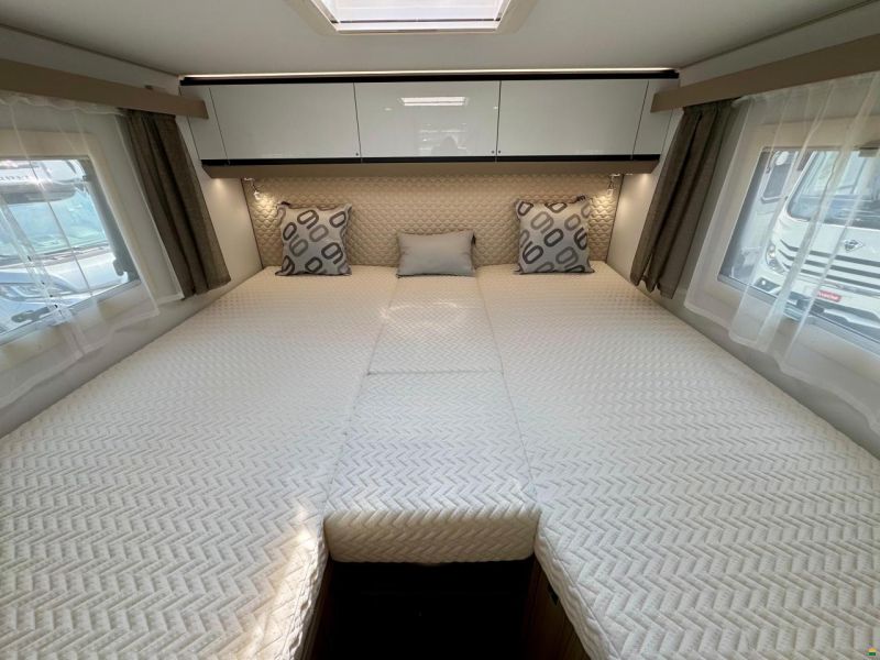 Adria Compact DL 60 Y Selection