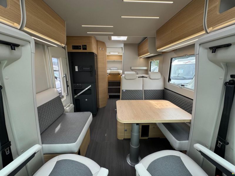 Adria Matrix 670 SL 60 Y Selection