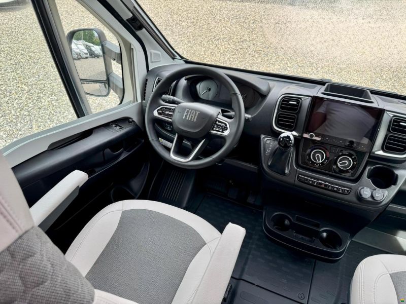 Adria Matrix 670 SL 60 Y Selection