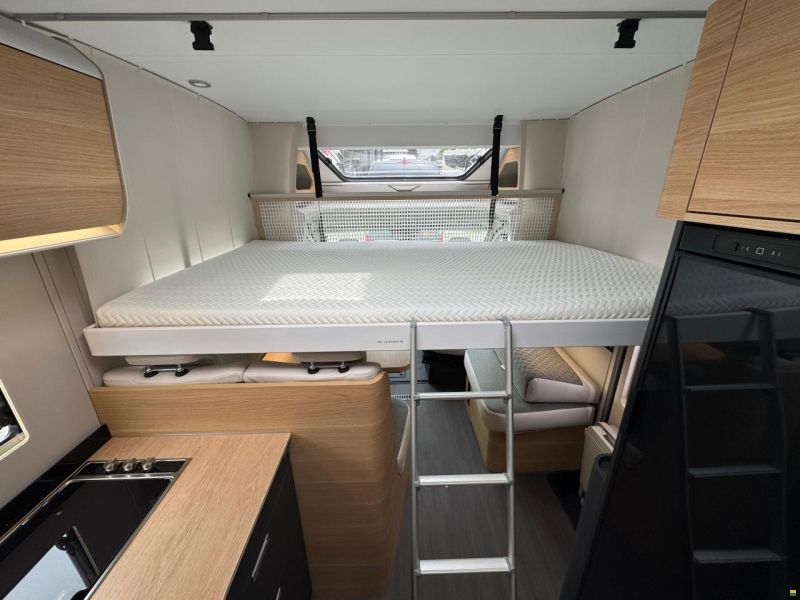 Adria Matrix 670 SL 60 Y Selection