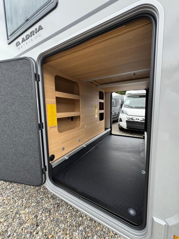Adria Matrix 670 SL 60 Y Selection