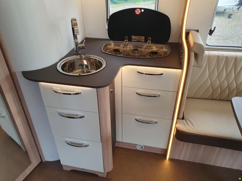 Bürstner IXEO I 736