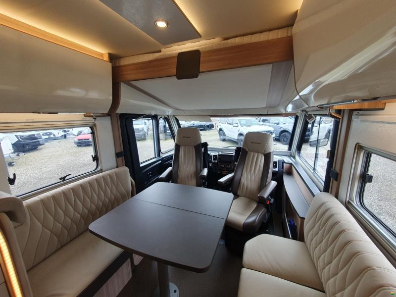 Bürstner IXEO I 736