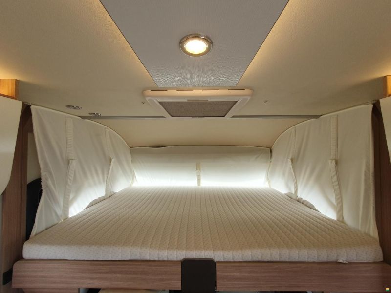 Bürstner IXEO I 736