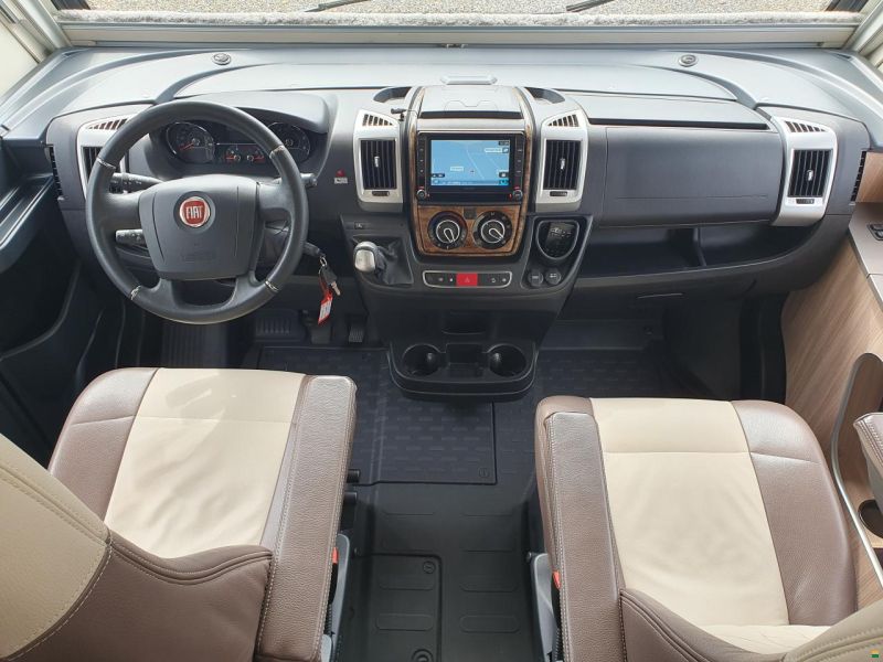 Bürstner IXEO I 736