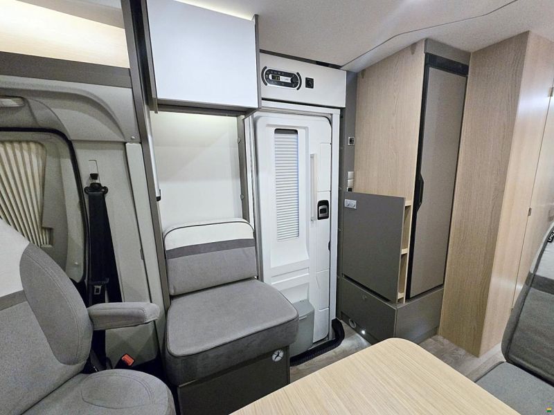 LMC TOURER LIFT H 730 G 2.2 HDI