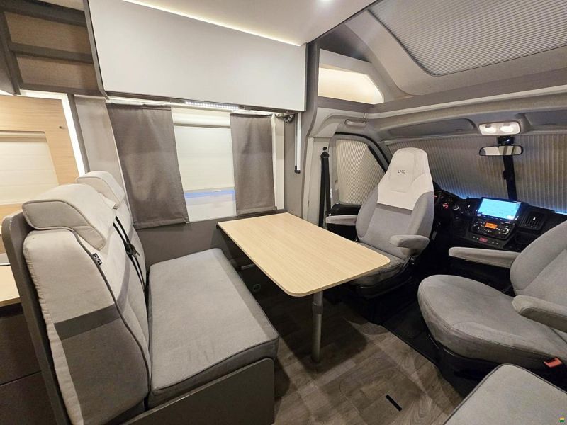 LMC TOURER LIFT H 730 G 2.2 HDI