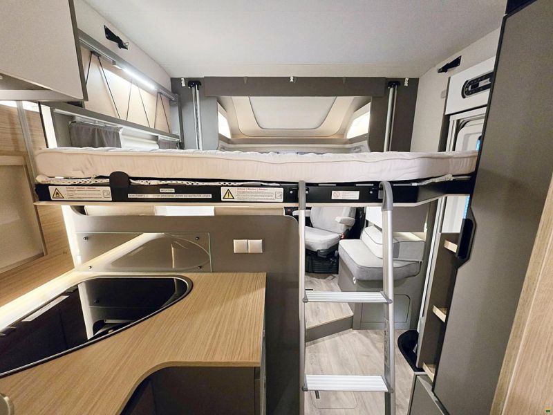 LMC TOURER LIFT H 730 G 2.2 HDI