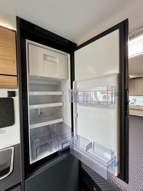 Adria Twin Max 680 SGX