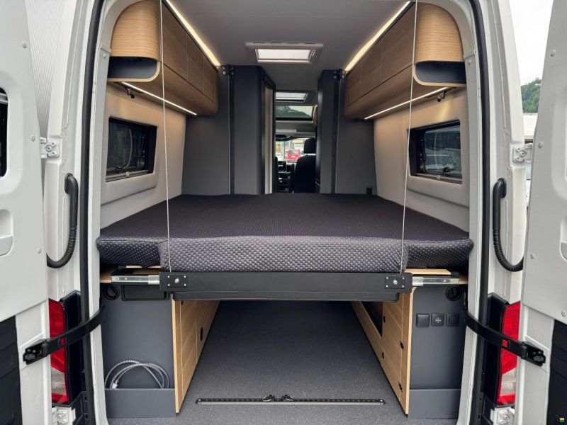 Adria Twin Max 680 SGX