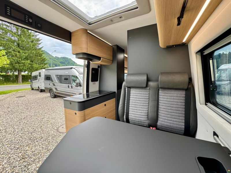 Adria Twin Max 680 SGX