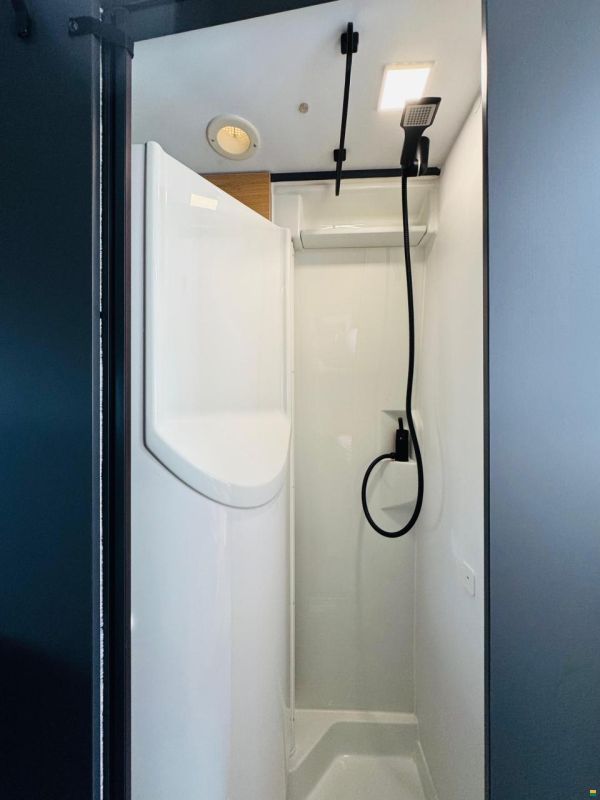 Adria Twin Max 680 SGX