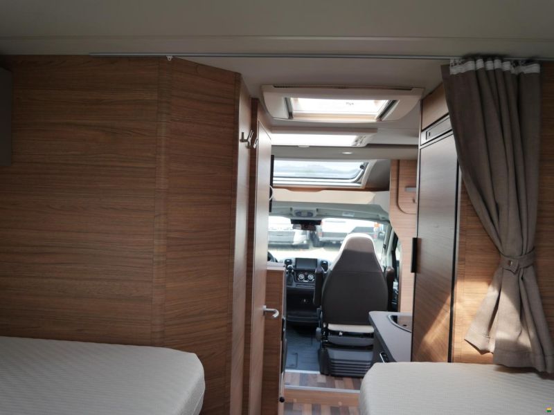 Weinsberg Cara Compact 600 MEG Pepper