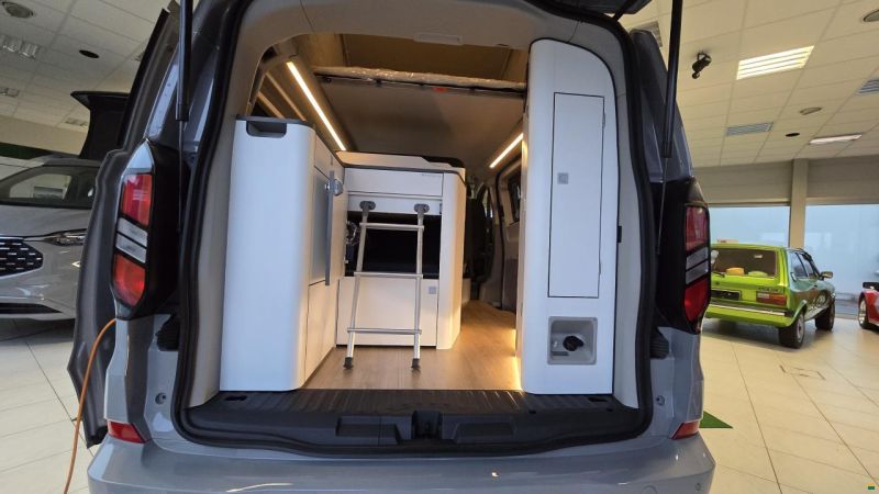 Ford Nugget L1 Aufstelldach