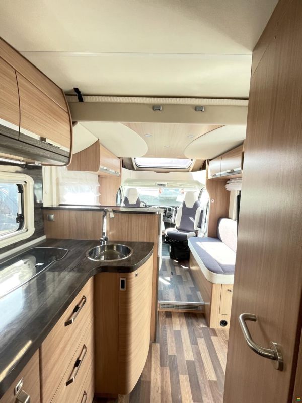 Knaus Sky Wave 700 MEG