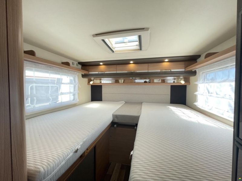 Knaus Sky Wave 700 MEG