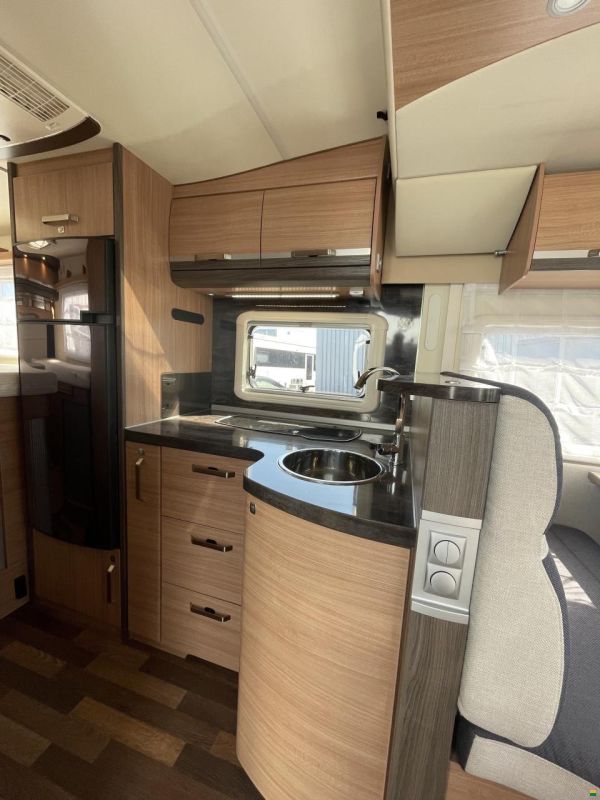 Knaus Sky Wave 700 MEG