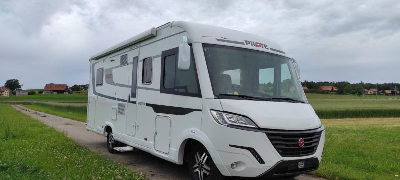 Pilote Galaxy G 740