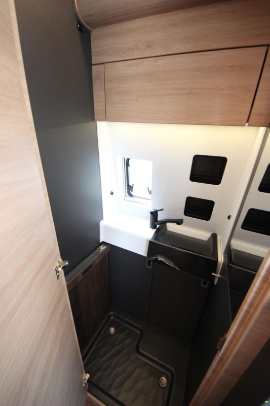 Knaus BOXLIFE PRO 600 LIFETIME XL (2025)