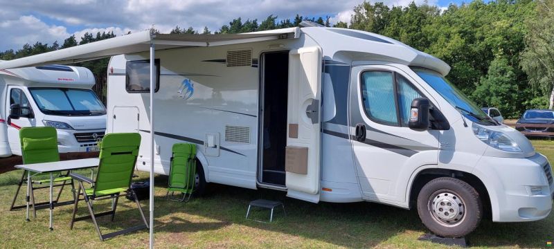 Knaus SKY TI 700 MEG
