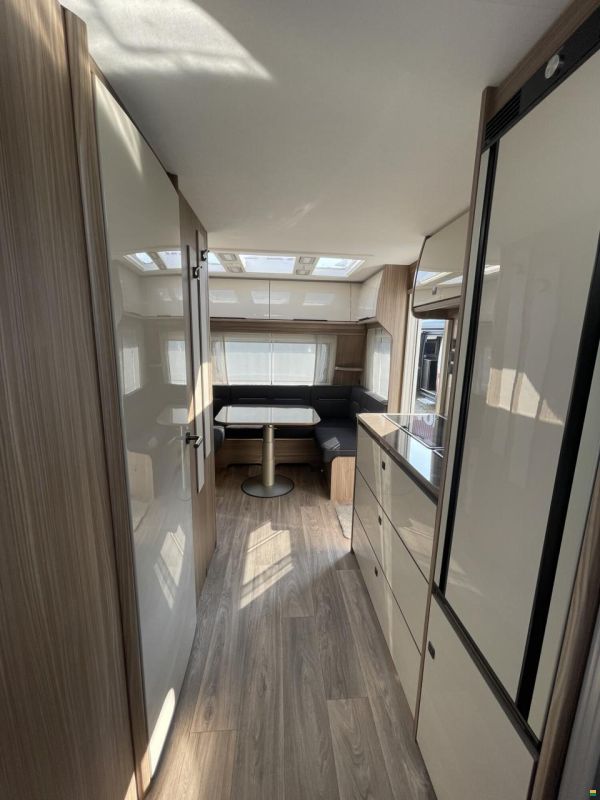 Fendt Tendenza 560 SFDW