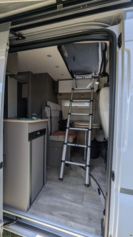 LMC Innovan